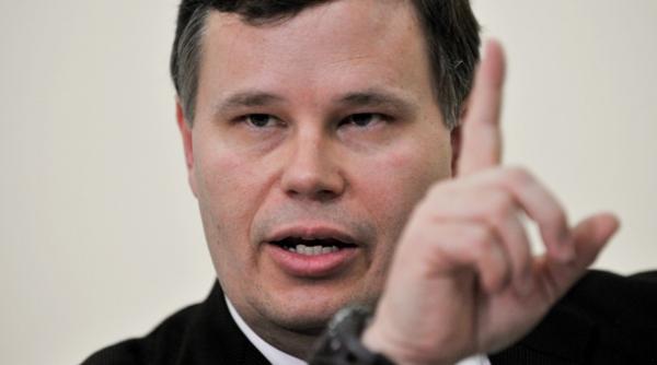 franks romania avea o reputatie de a fi un elev destul de mediocru