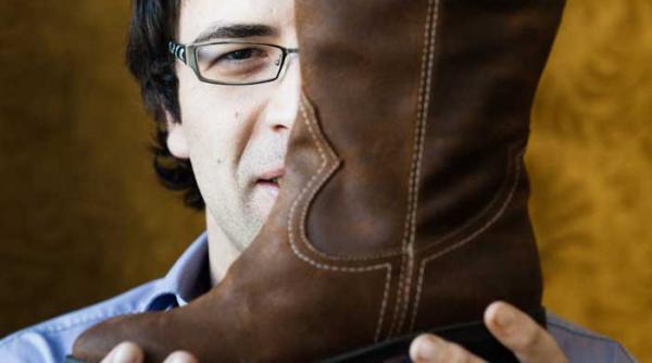 pe urmele pantofilor