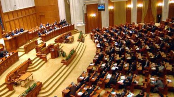 geoana a suspendat sedinta parlamentului citirea motiunii amanata boc are un plan b