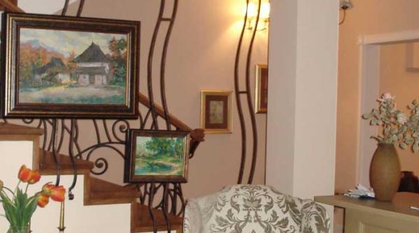 despre tablourile din locuinta