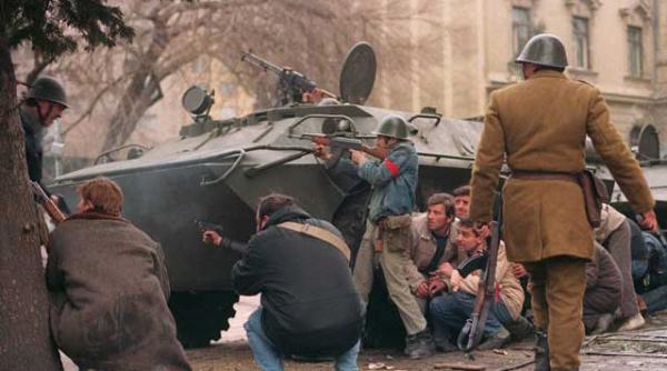 teroristii din decembrie 89 luptatorii din rezistenta