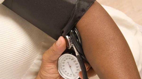 alcoolul si tigara aduc hipertensiunea