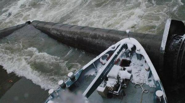 nava romaneasca pusa sub sechestru intr un port din franta