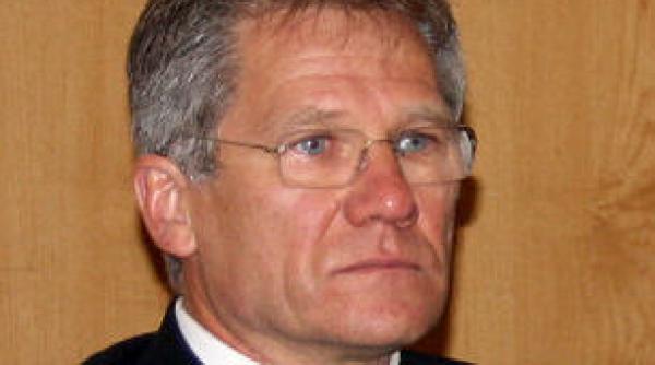 boloni debuteaza la lens intr un amical cu borussia dortmund