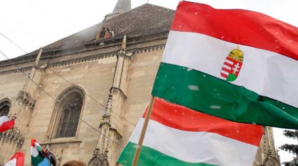 presedintii cj covasna harghita si mures au cerut cetatenia maghiara