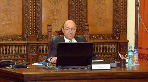 un wikileaks pentru linistea licuriciului mare