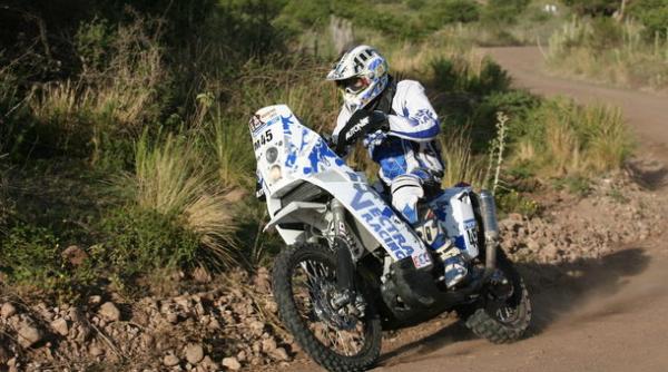 dakar 2011 etapa a 3 a gyenes al 46 lea la clasa moto al attiyah castiga la clasa auto