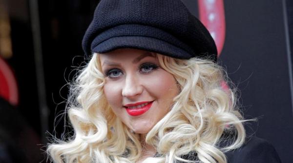 christina aguilera a impartit locuinta atat cu fostul sot cat si cu actualul iubit