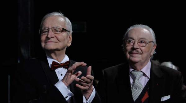 comedia spre centenar