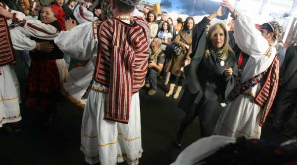 udrea incepe sa toace miliardele electorale