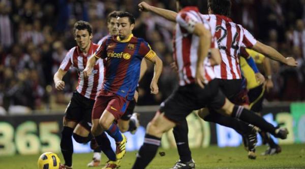 xavi hernandez jucatorul cu cele mai multe meciuri din istoria barcelonei