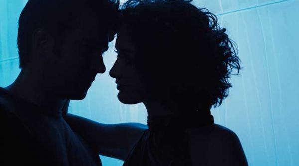 cum isi exprima oamenii iubirea