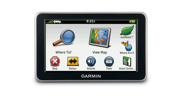 garmin lanseaza seria nuvi 2400