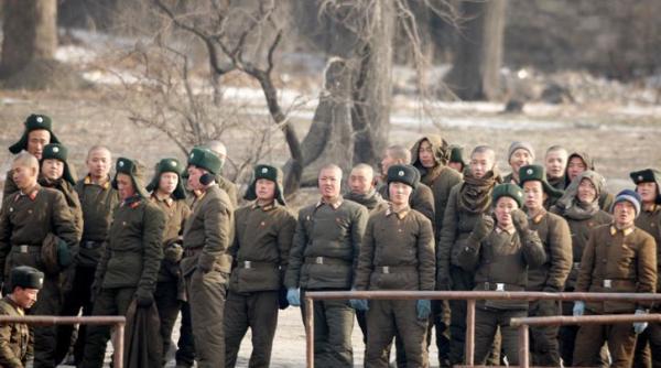 phenianul seulul si washingtonul au redus nivelul de alerta militara