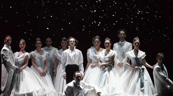 moda regala pe poante la teatrul de opereta