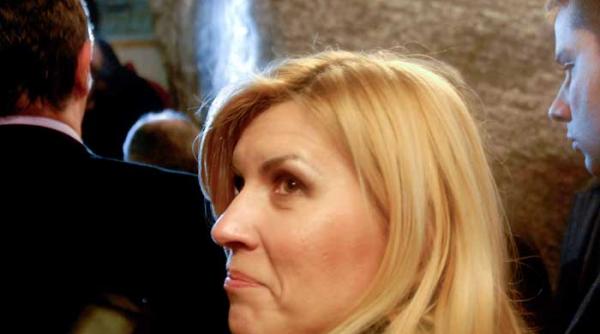 udrea huiduita de pensionarii braileni