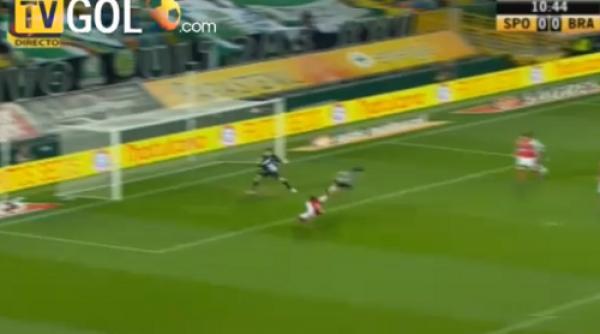 video gol fabulos cu calcaiul reusit de un pusti de la sporting lisabona