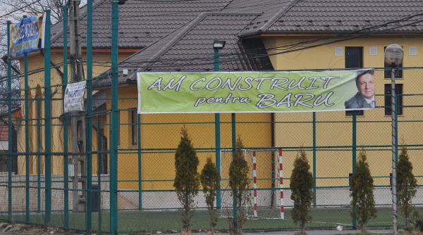 consilierul elenei udrea e verde iar