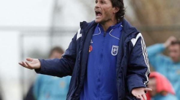 nicolo napoli dorit in locul lui piturca