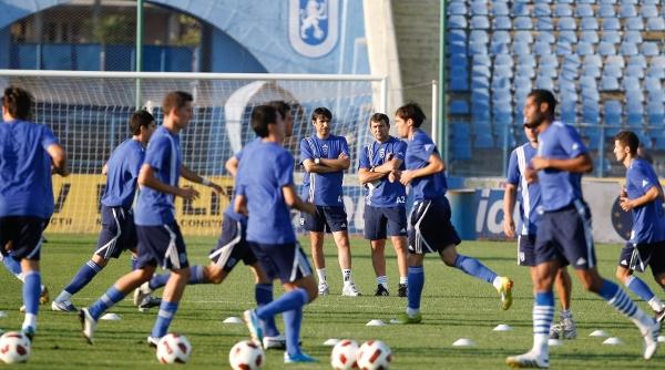 la reunirea universitatii craiova au fost prezenti 28 de jucatori