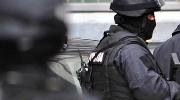 retea mondiala de traficanti de droguri destructurata de diicot