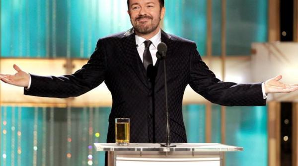 comediantul ricky gervais criticat de organizatorii globurilor de aur