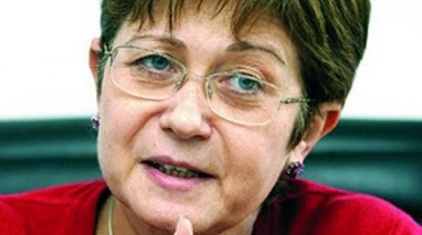 rodica culcer executa ordinele primului acoperit al tarii