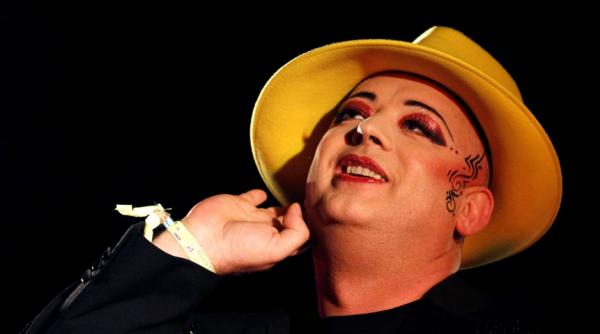 boy george a restituit o icoana furata pe care o avea de 26 de ani