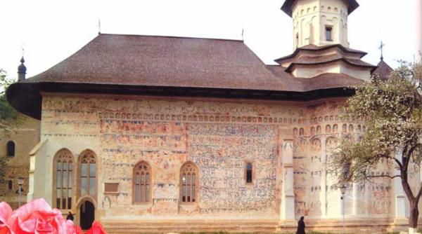 comori medievale bucovinene