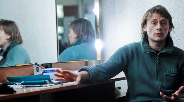 copil adult si actor