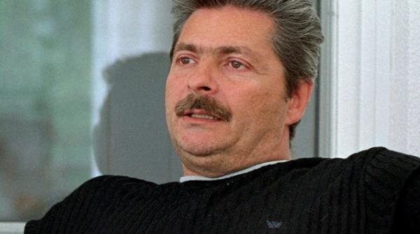 vintu internat la floreasca omul de afaceri are o rotula sparta