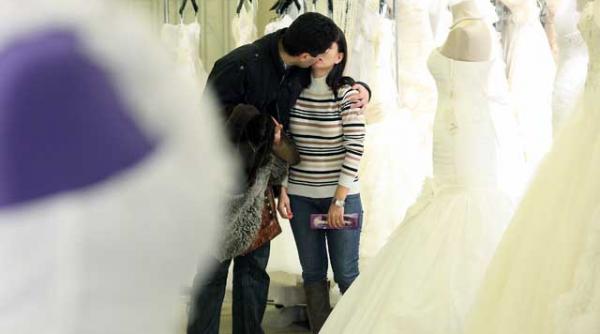 bomboane dacice si creatii handmade la targurile de weekend