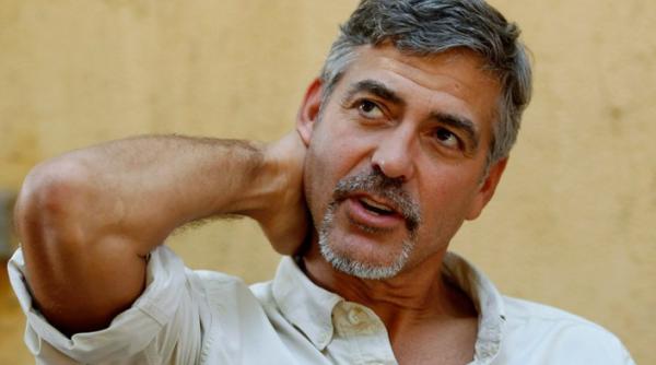 clooney bolnav de malarie
