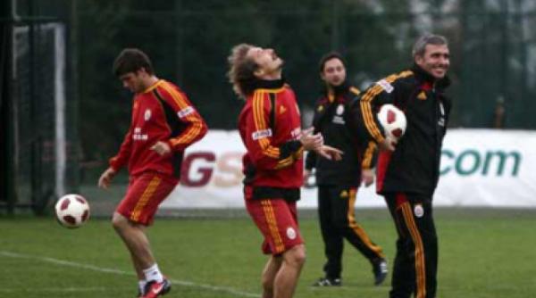 presa turca scrie ca hagi ii vrea pe cadu si bicfalvi la galata