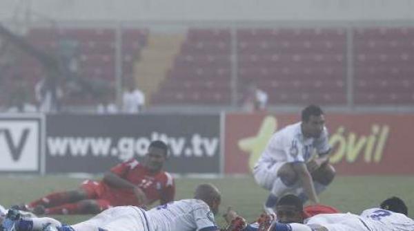 albinele au oprit un meci in panama