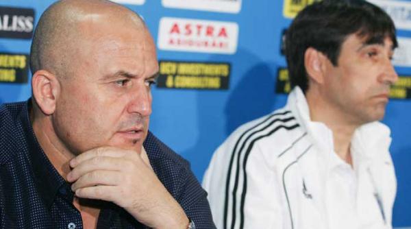 doar parchetul mai face lumina