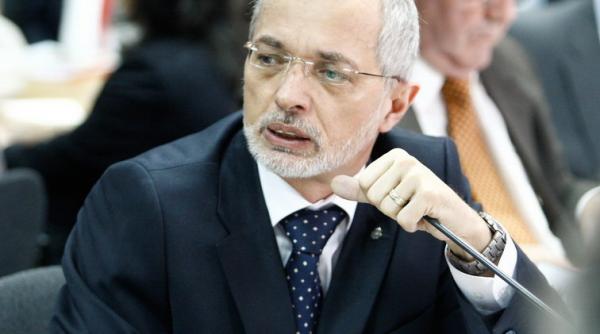 coraci franks a comparat romania cu un mineralier ruginit