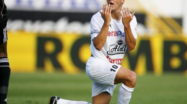 steaua negociaza pentru moraes si in avion