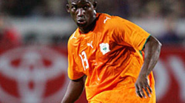 craiova a facut primul transfer fundasul ivorian marco zoro