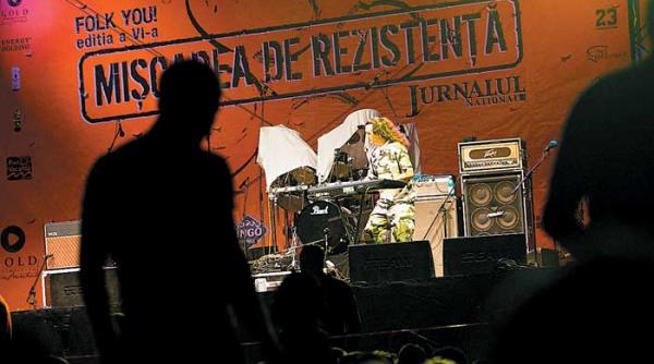 cu miscarea de rezistenta la vama