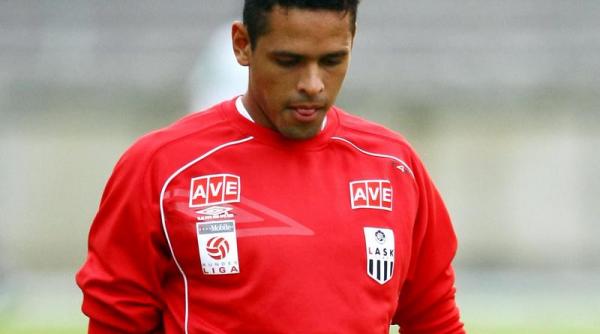 universitatea craiova l a transferat pe brazilianul wendel