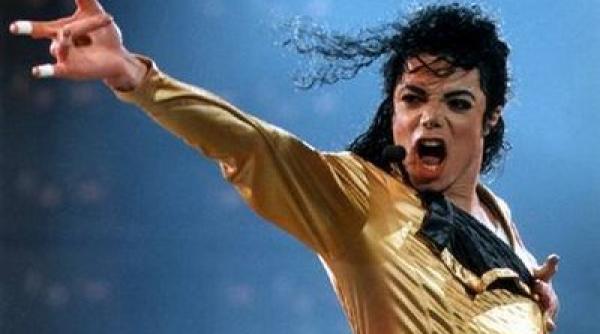 dezvaluiri uluitoare michael jackson ucis de vorba unei chelnerite