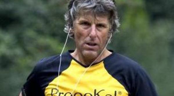 nou record mondial un maraton pe zi