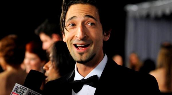 adrien brody mananca insecte pentru noul sau rol