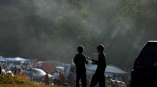 patru copii tigani au murit intr un incendiu la roma