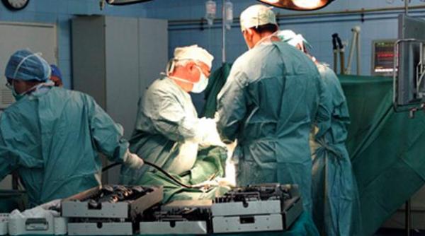 angajatii spitalului caritas vor fi mutati la panduri malaxa si carol davila