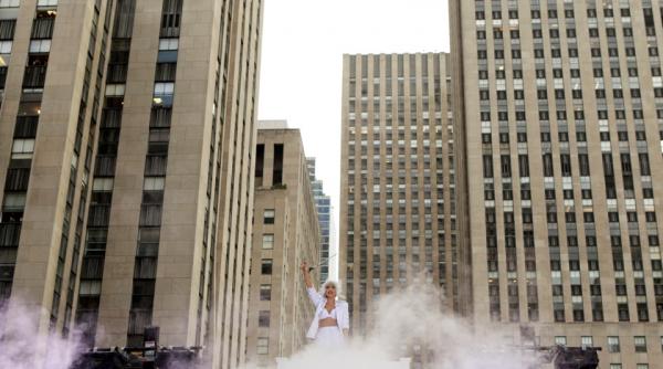 lui lady gaga i s a inchis usa in nas