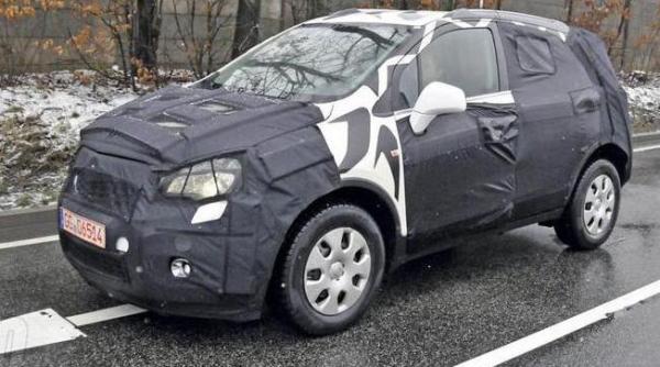 opel astra suv imagini spion