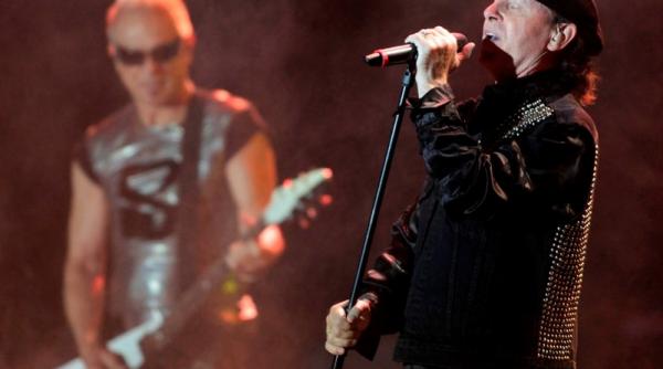 scorpions canta pentru ultima data in romania