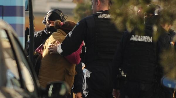 sotul unei vamese retinuta in dosarul vamilor a decedat